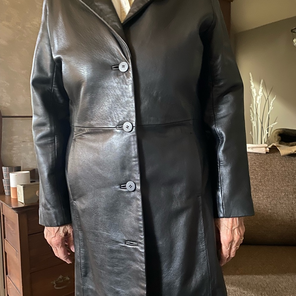 Leather ladies coat, Bogato - Picture 2 of 4
